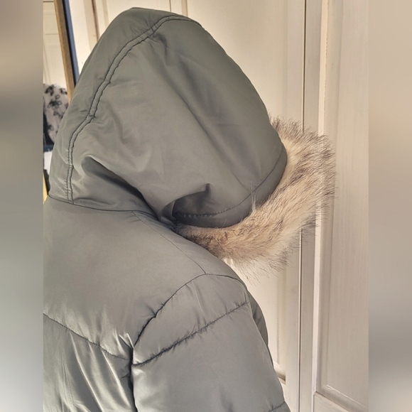 Gap Long Midi Length Olive Green Puffer Jacket - Picture 6 of 13